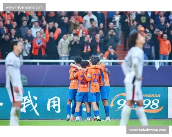 中超争冠三强集体 “刹车”，2 分差拖至收官战