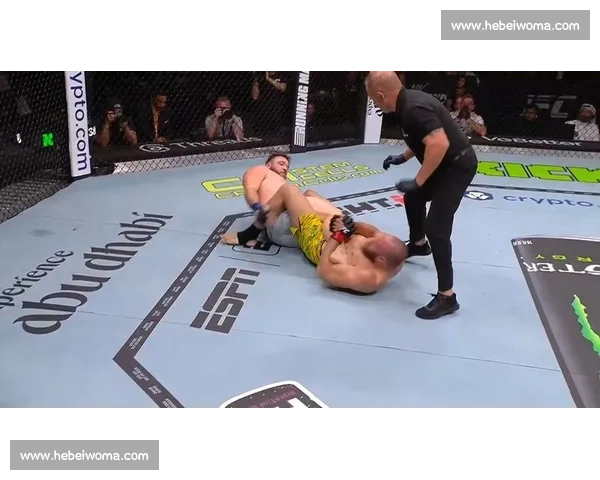 四连降服！沃尔特 - 沃克的足跟勾统治级表演