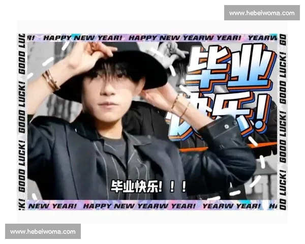 千玺的毕业礼迟到三年：穿学士服赴宴，终于圆满